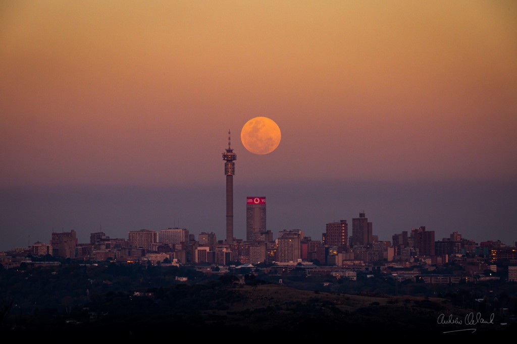 Andrew Cleland’s Joburg moonrise photo calendar Johannesburg In Your