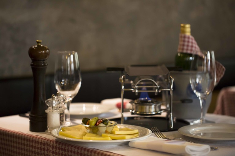 5 of Zurich’s best fondue and raclette restaurants Switzerland In